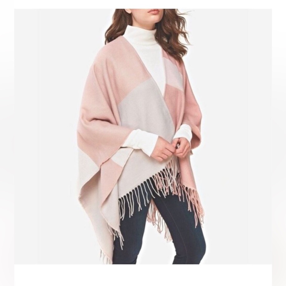 Soia & Kyo Pink & Cream Fringe Shaw Poncho One Size